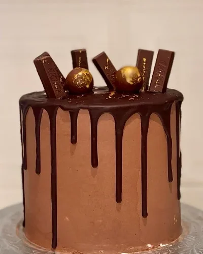 CAKES
